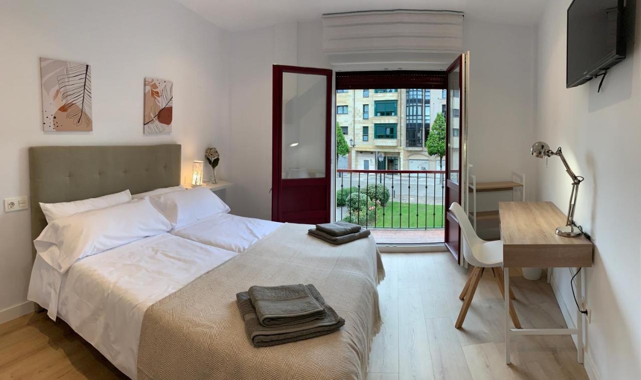 Apartamentos Santullano 1 Oviedo Buitenkant foto