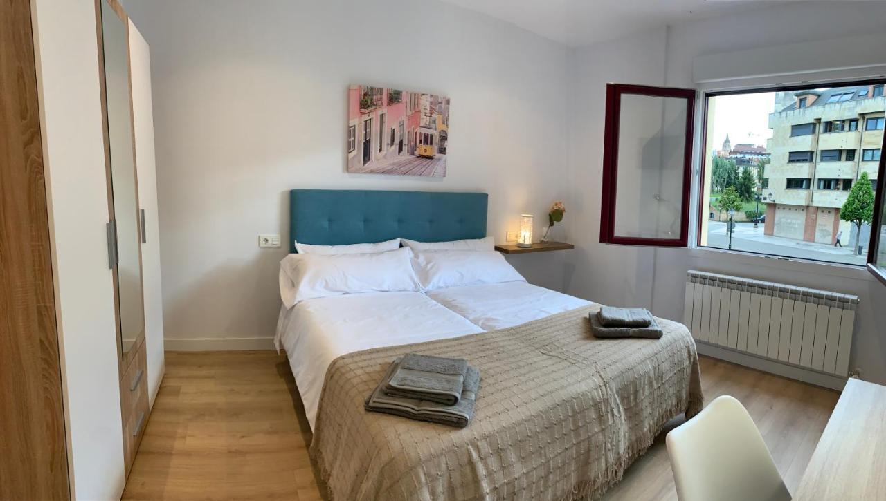 Apartamentos Santullano 1 Oviedo Buitenkant foto